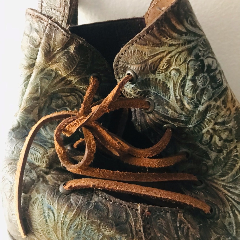 Circle G Green and Brown Ankle Boots - Picture 4 of 7
